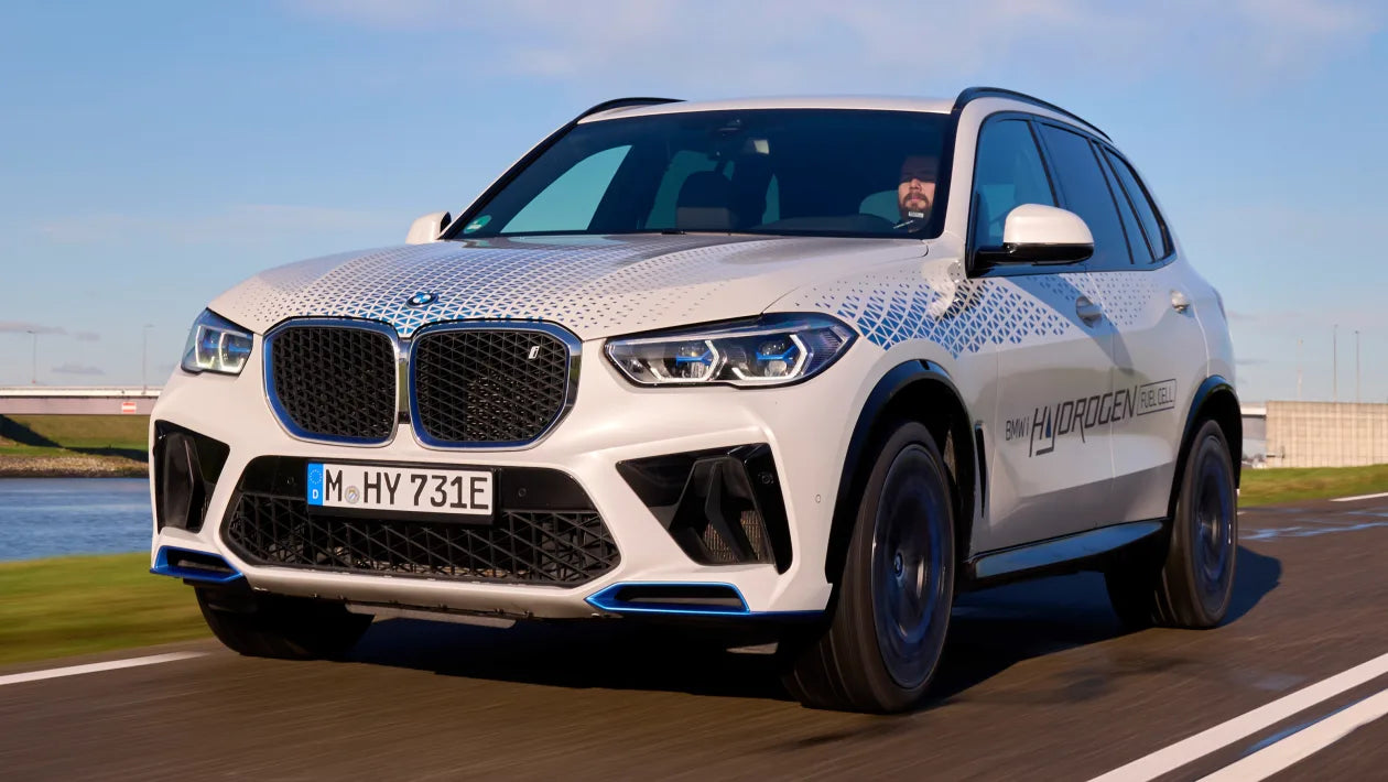 BMW iX5 Battery Capacity Sets New Benchmark