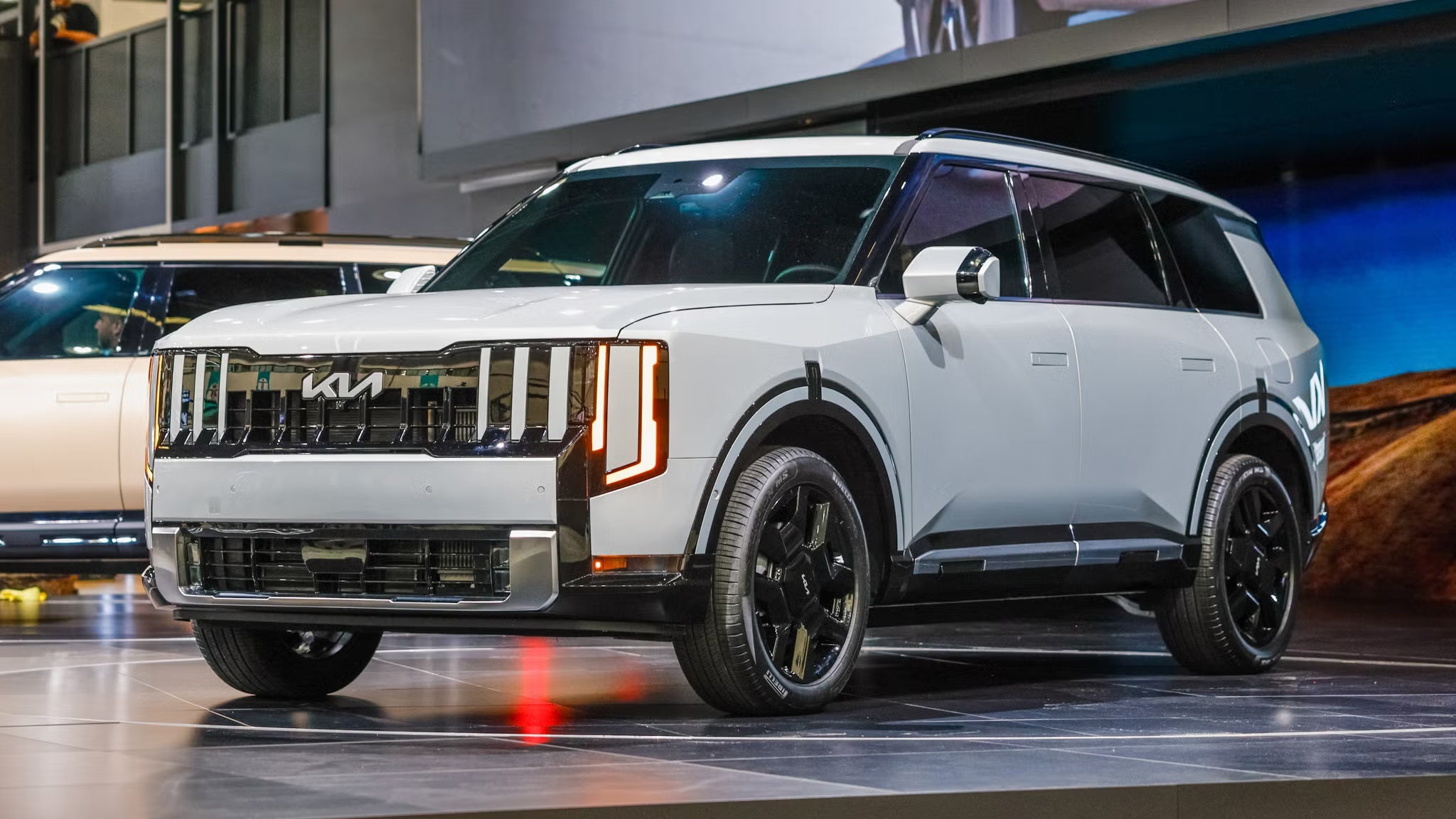 Kia expands hybrid and EREV plans with new Telluride and pickup models