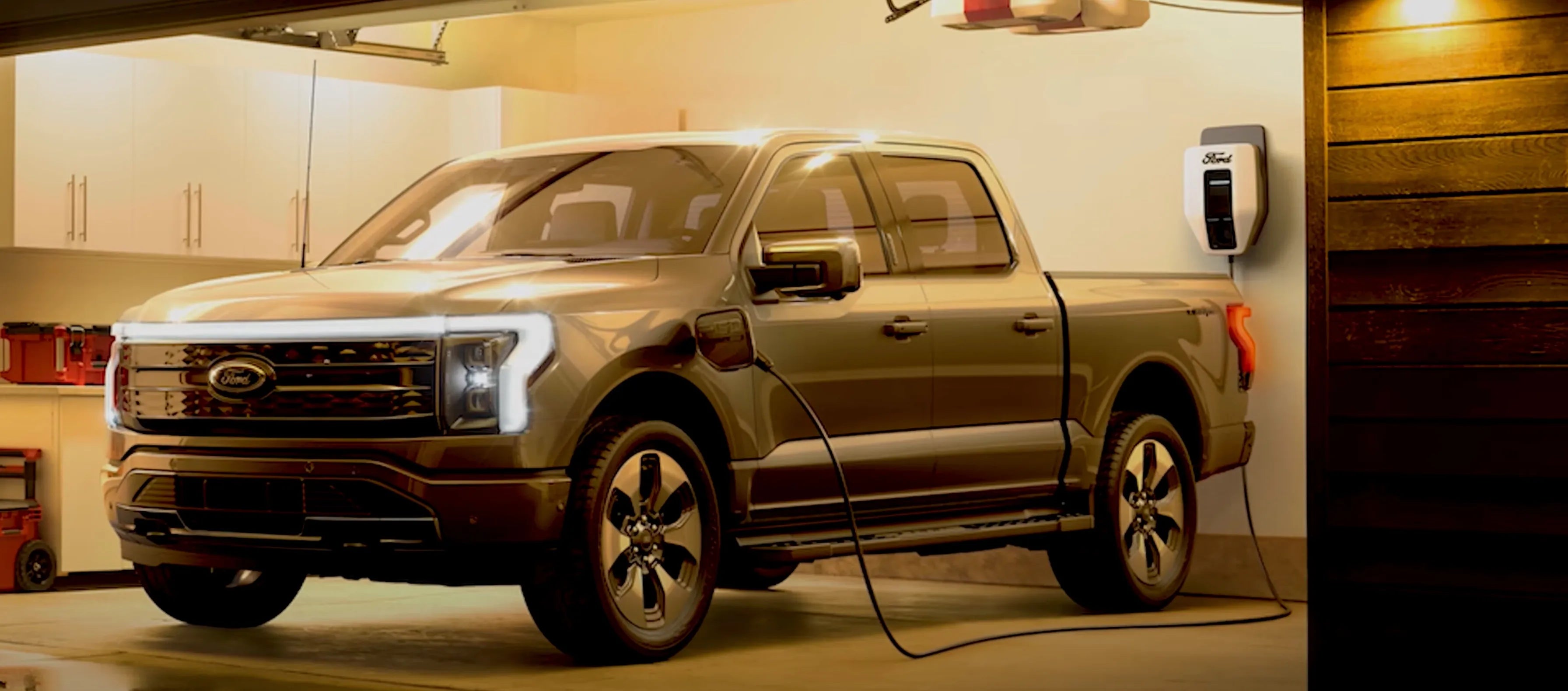 Are Chinese Electric Pickups Really a Threat to Ford?