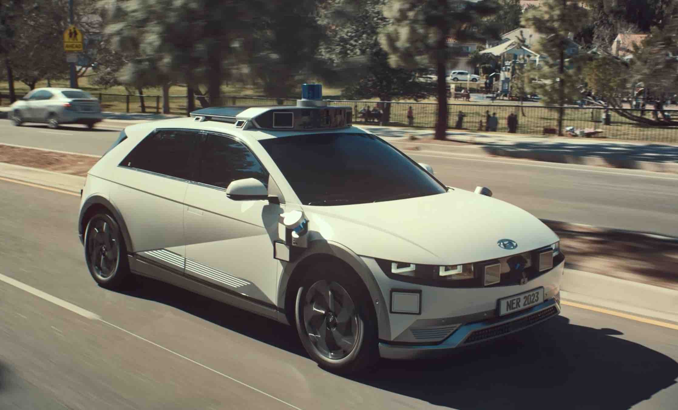 Hyundai Enters the Robotaxi Race With Motional and the Ioniq 5