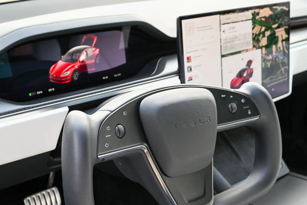 Tesla FSD v15 and Optimus Get New Timelines